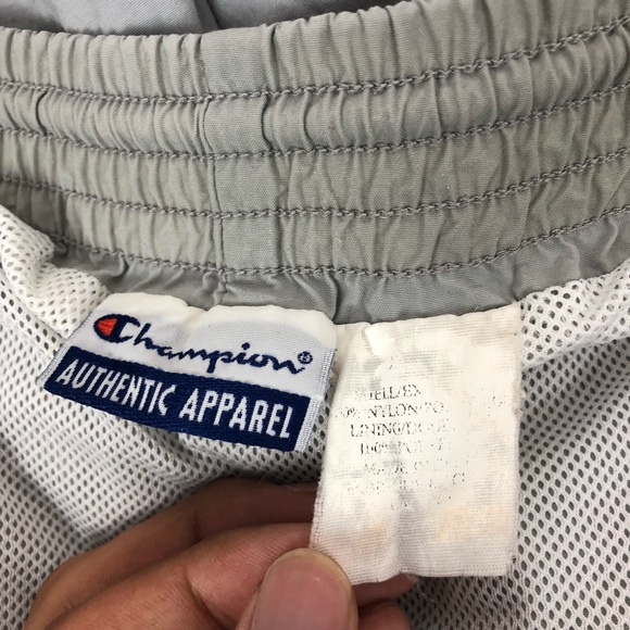 Vintage Champion Shorts Size Mens XL - Picture 8 of 8